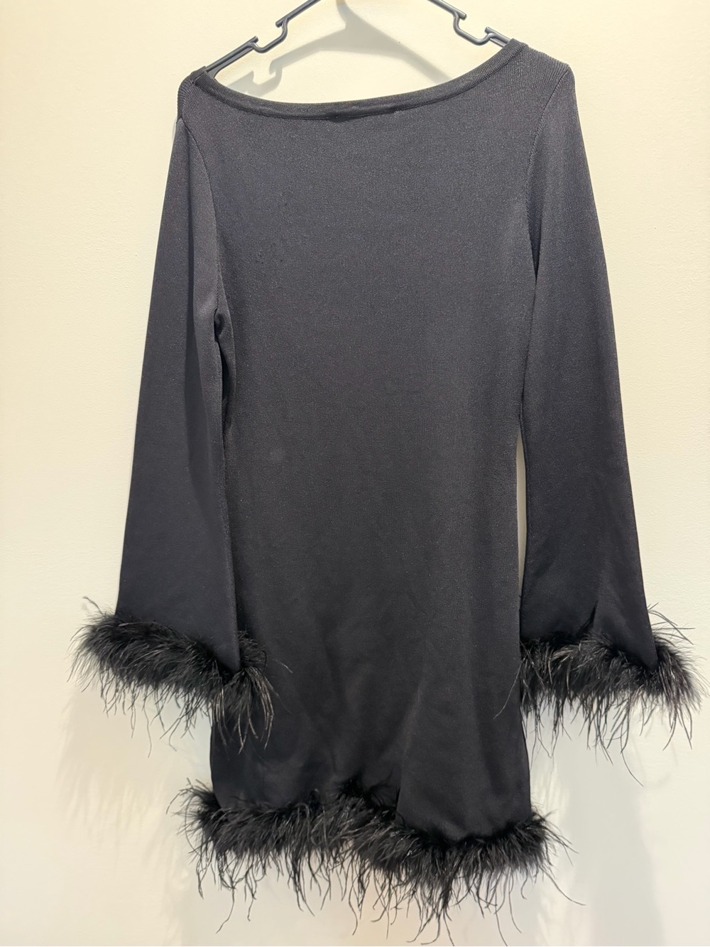 Wayf Black Ribbed Top with Gold Brand Tag - Picture 4 of 4